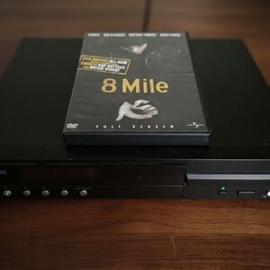 8 Mile DVD - Black Cover